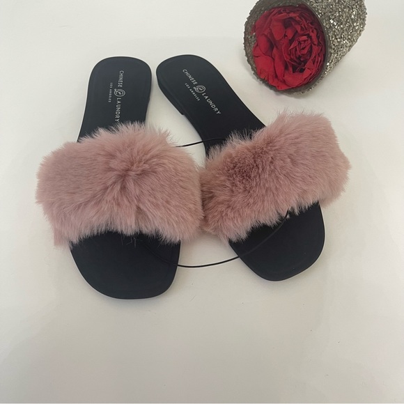 CHINESE LAUNDRY Pink Midnight Faux Fur Slide Sandal - Size 9 - Reemoly - Picture 5 of 9